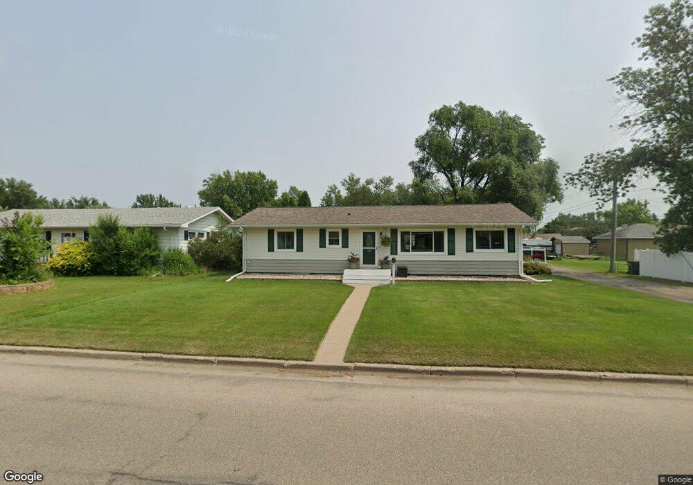 1316 4th Ave NE, Jamestown, ND 58401 - photo 1