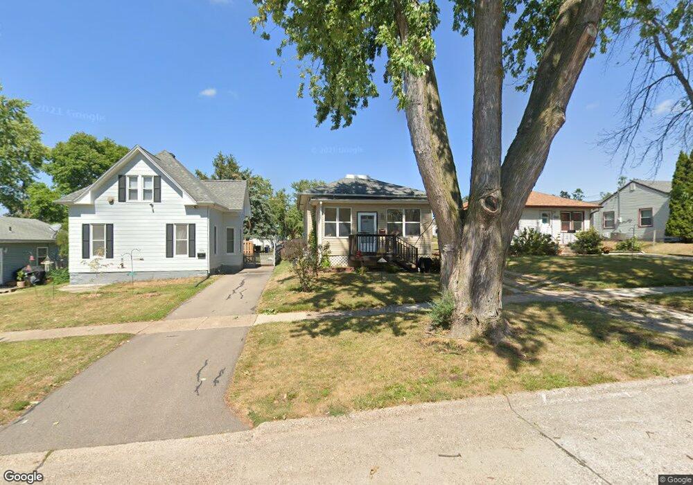 932 20th Ave SW, Cedar Rapids, IA 52404 - photo 1