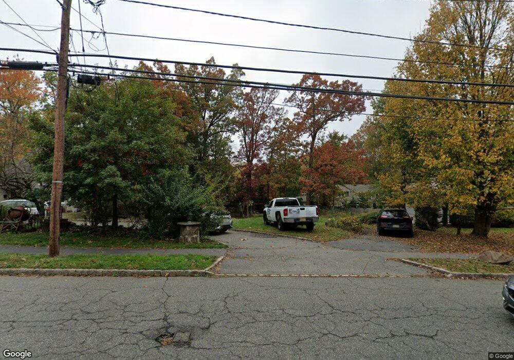 35 Sycamore Ave, Livingston, NJ 07039 - photo 1