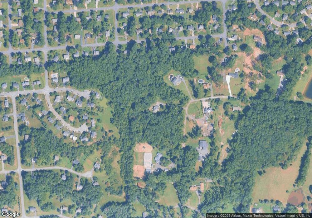 100 Whispering Pines Ln, Stafford, VA 22556 - photo 1