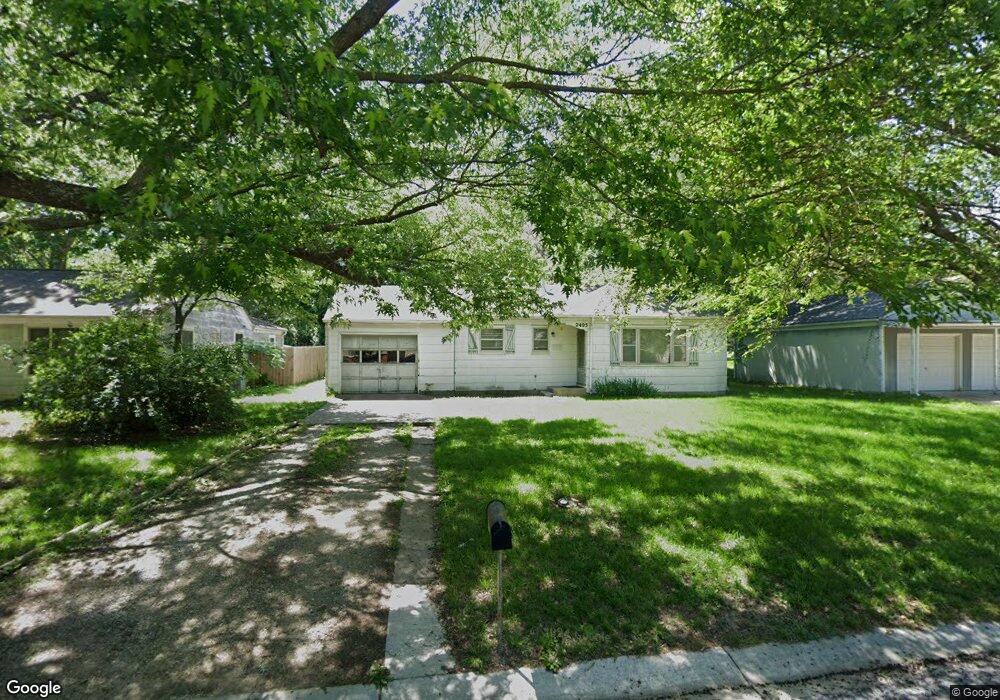2405 SW Mission Ave, Topeka, KS 66614 - photo 1