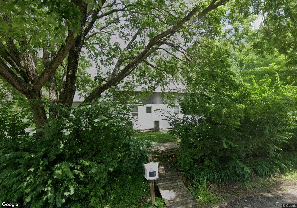 504 Highland Ave, Hoyt, KS 66440 - photo 1