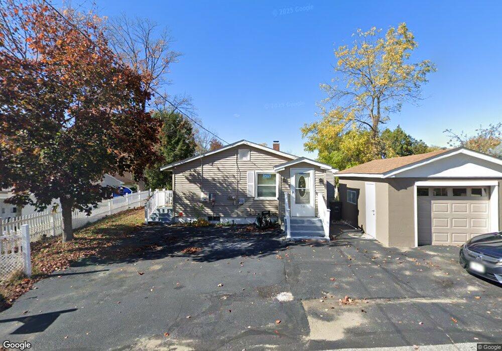 18 Elmer Ave, Hooksett, NH 03106 - photo 1