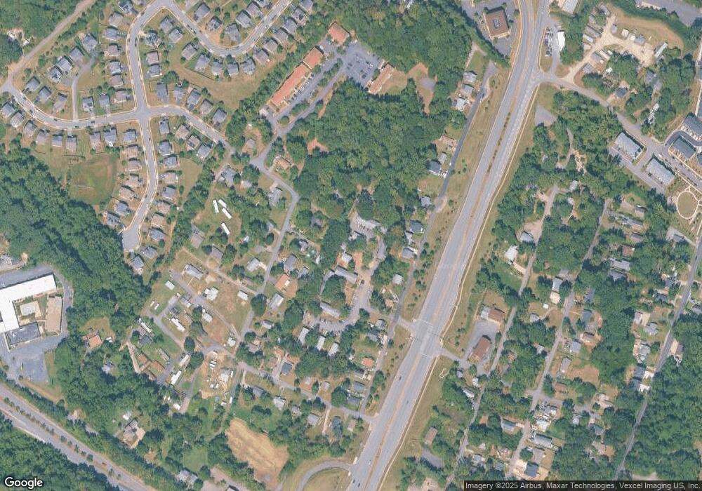 4116 Southway Ln, Triangle, VA 22172 - photo 1