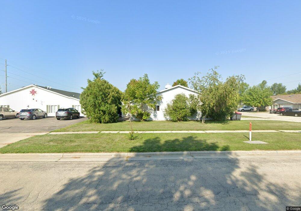 17 N Water St, Evansville, WI 53536 - photo 1