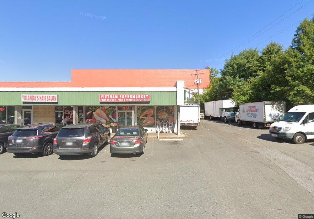 6609 Wilson Blvd, Falls Church, VA 22044 - photo 1