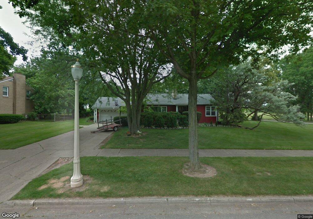 2031 W Lenawee St, Lansing, MI 48915 - photo 1