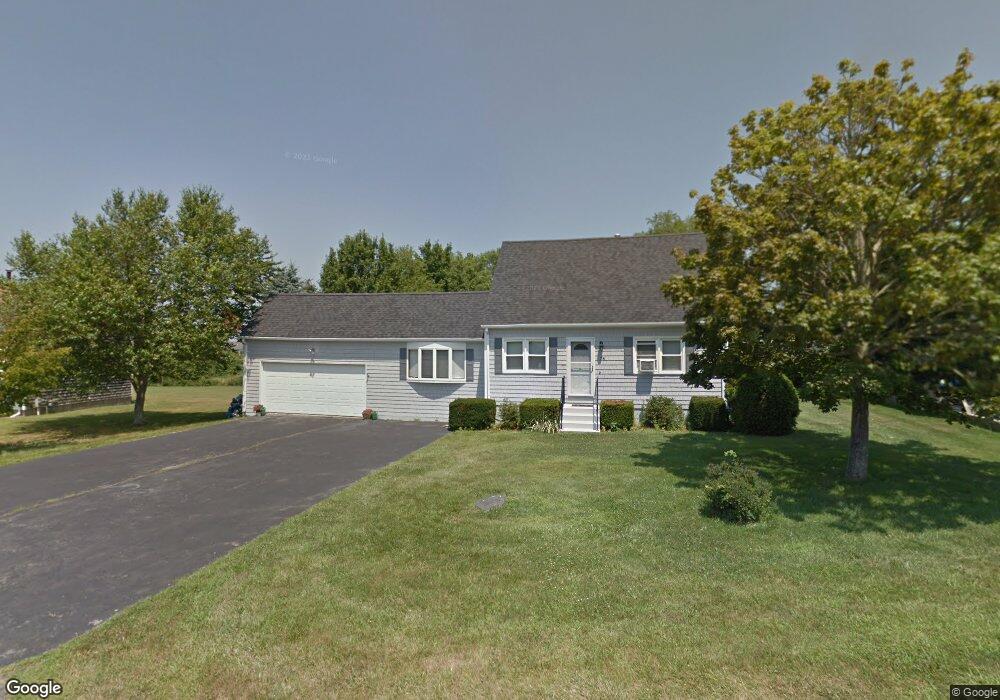 76 Swan Dr, Middletown, RI 02842 - photo 1