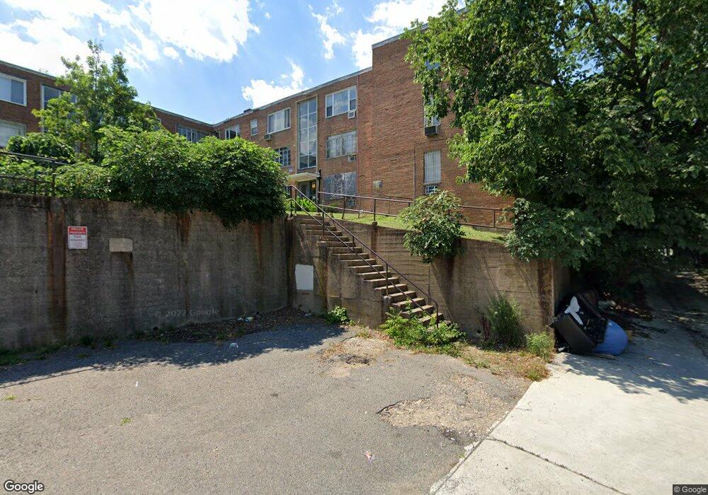 4004 E St SE unit 308, Washington, DC 20019 - photo 1