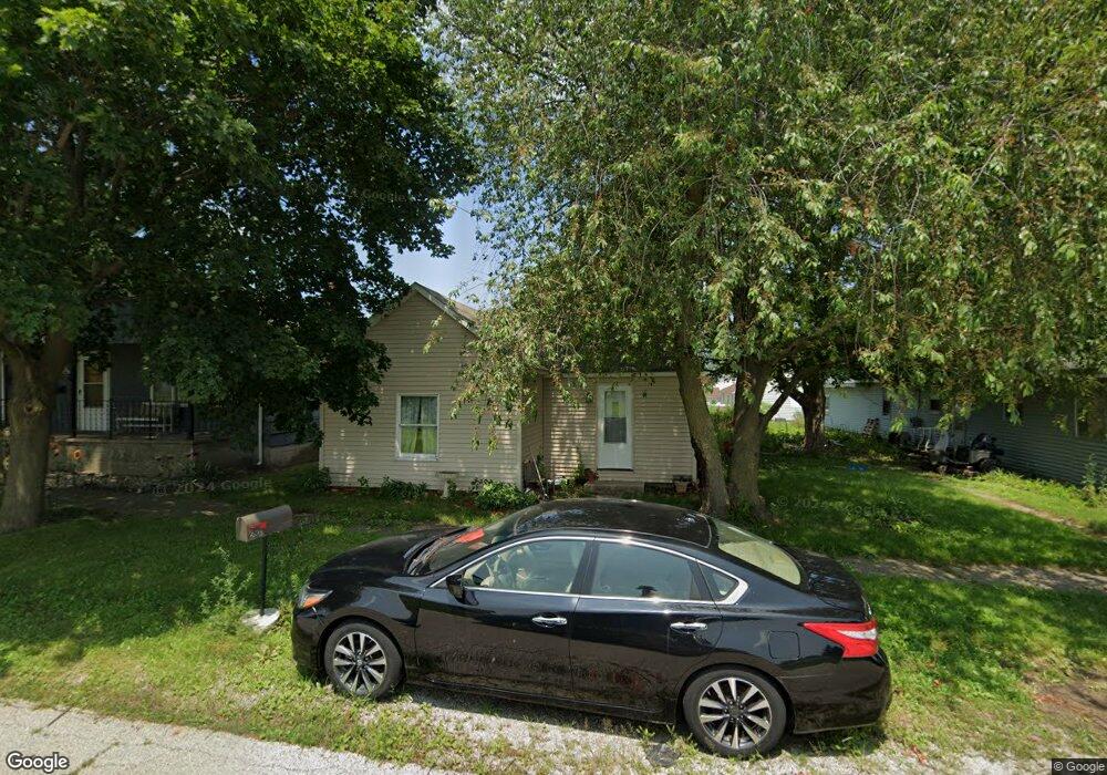 203 W 3rd St, Fowler, IN 47944 - photo 1