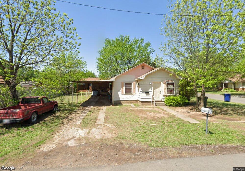 101 S King Place, Duncan, OK 73533 - photo 1