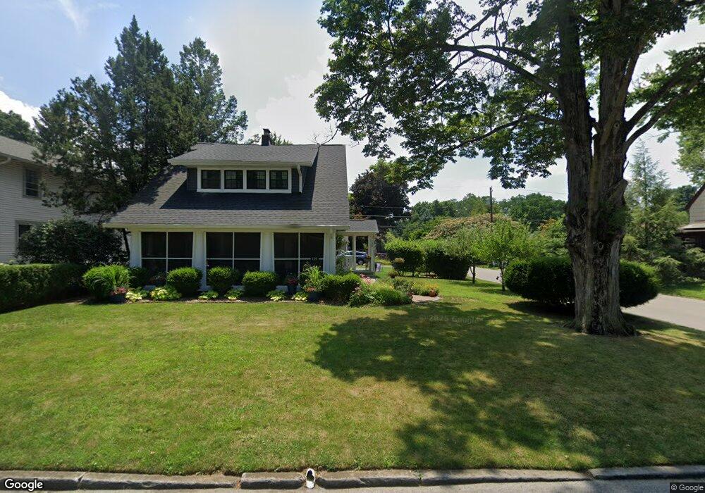 139 W Dunedin Rd, Columbus, OH 43214 - photo 1