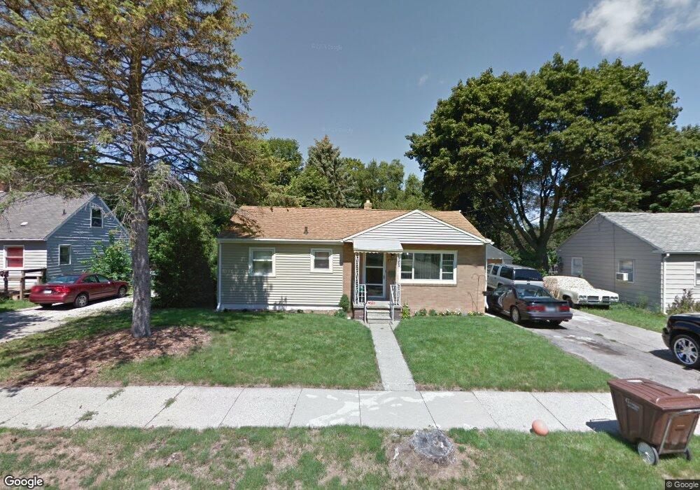 1500 Owen St, Lansing, MI 48915 - photo 1