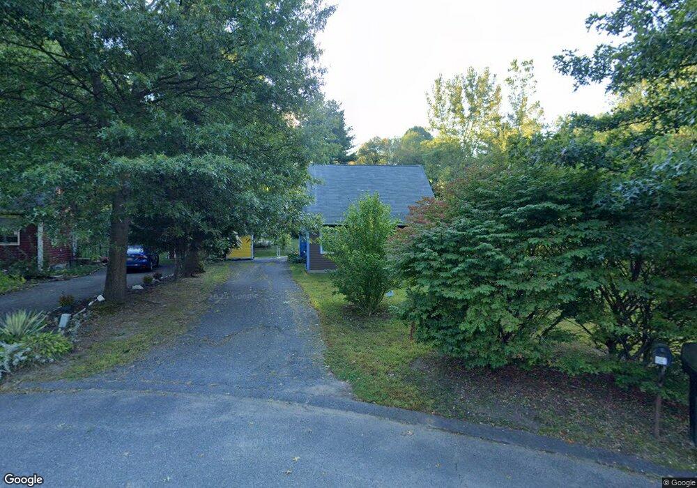 24 Charles Ln, Amherst, MA 01002 - photo 1