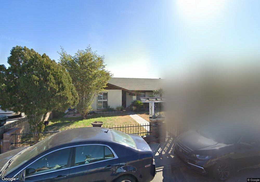 7645 W Heatherbrae Dr, Phoenix, AZ 85033 - photo 1