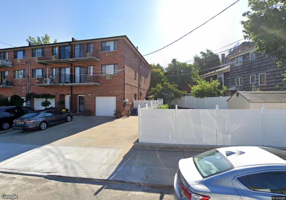 253-28 W End Dr unit 3, Flushing, NY 11362 - photo 1