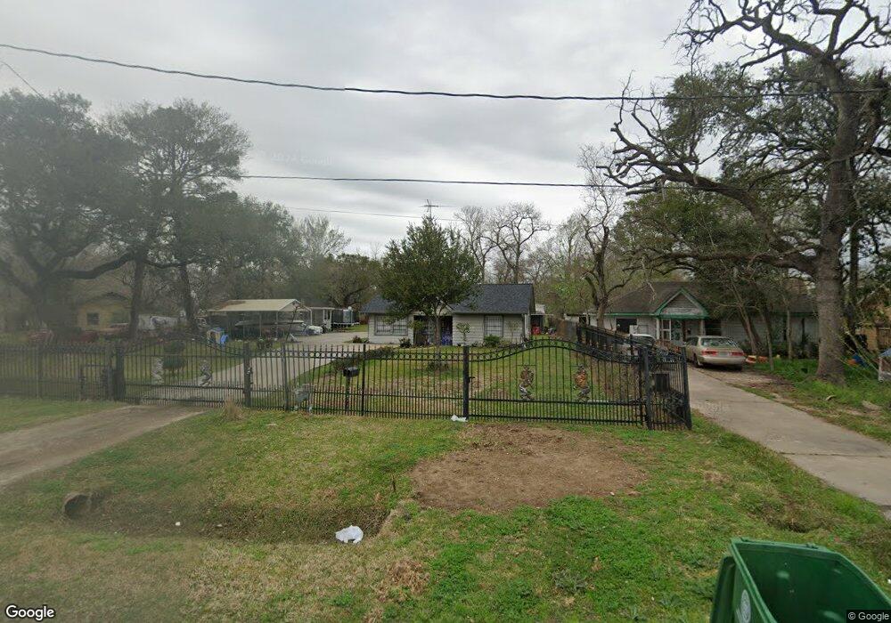 1103 Eubanks St, Houston, TX 77022 - photo 1