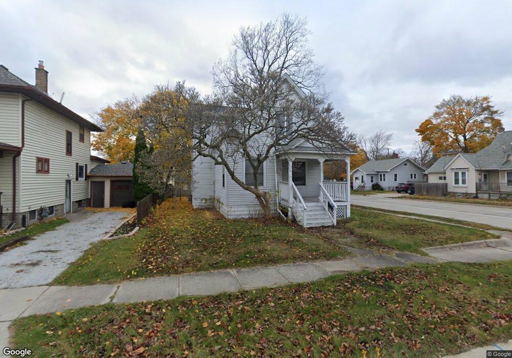 1701 17th St, Port Huron, MI 48060 - photo 1