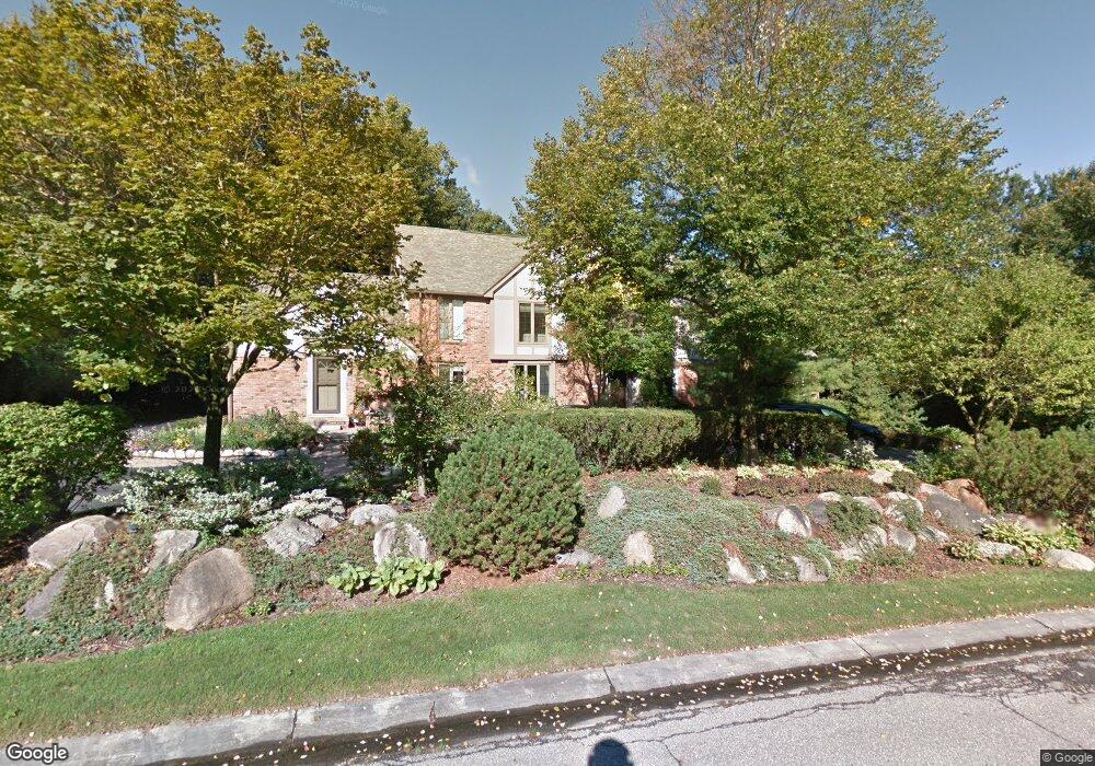 2822 Chestnut Run Dr, Bloomfield Hills, MI 48302 - photo 1