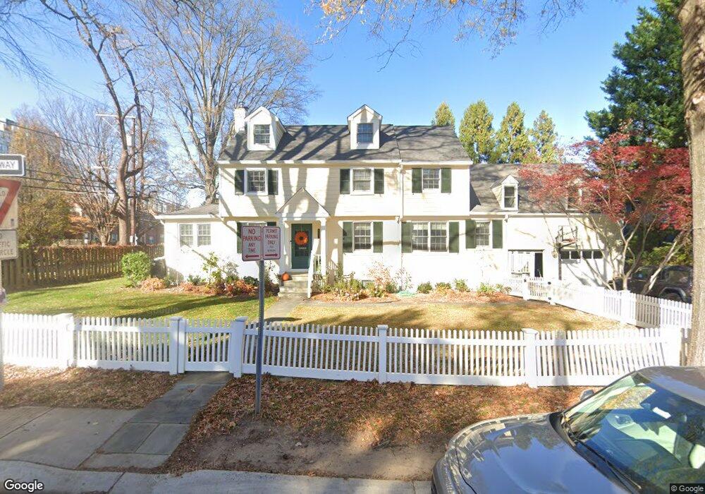 4617 Cheltenham Dr, Bethesda, MD 20814 - photo 1