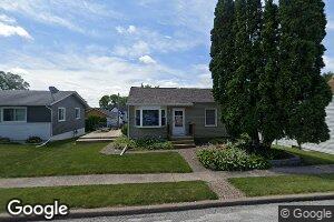 629 3rd St, Buffalo, IA 52728