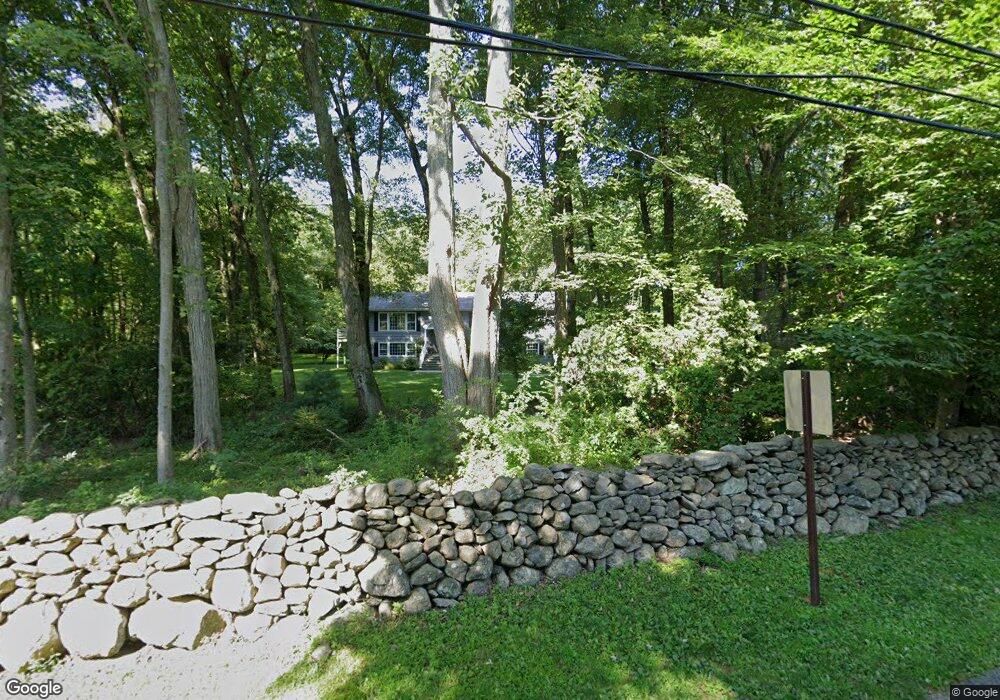 114 Kettle Creek Rd, Weston, CT 06883 - photo 1