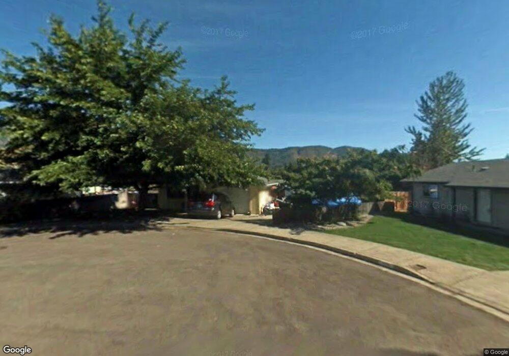 1602 NW Sue Cir, Grants Pass, OR 97526 - photo 1