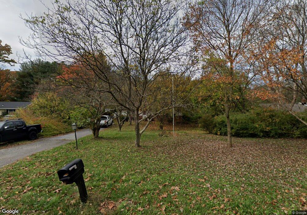 7102 Carmae Rd, Sykesville, MD 21784 - photo 1