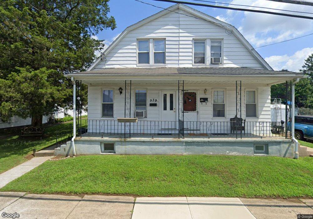 941 Wilbur Ave, Phillipsburg, NJ 08865 - photo 1