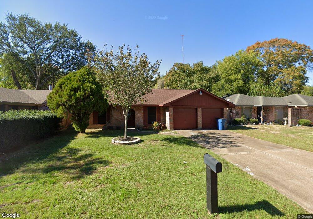 9215 Burford Ln, Houston, TX 77088 - photo 1