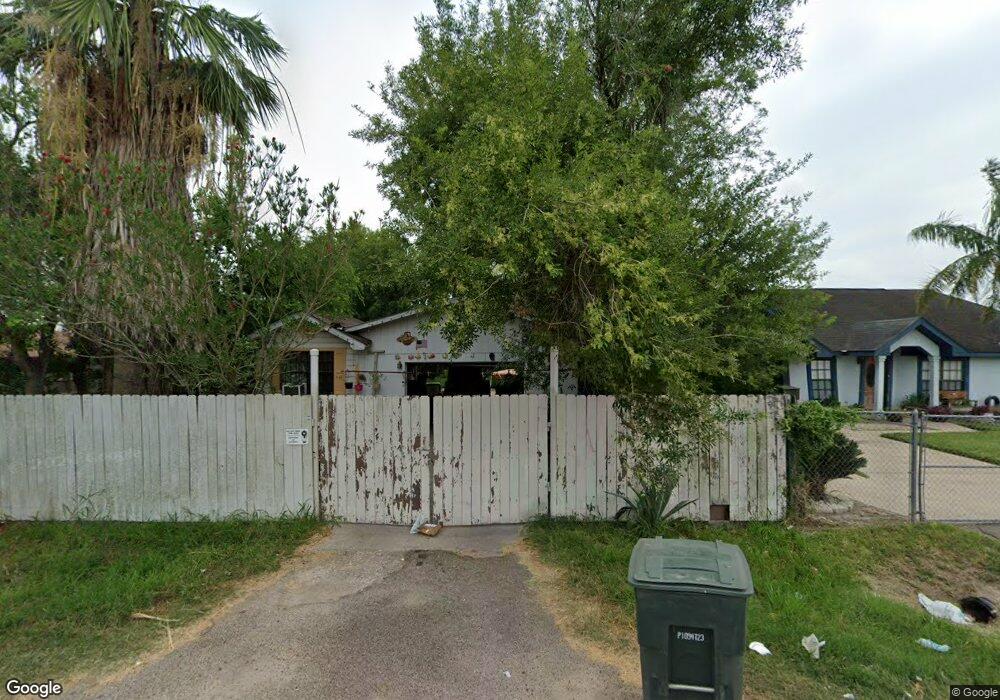315 S Beto Garcia Dr, Weslaco, TX 78596 - photo 1