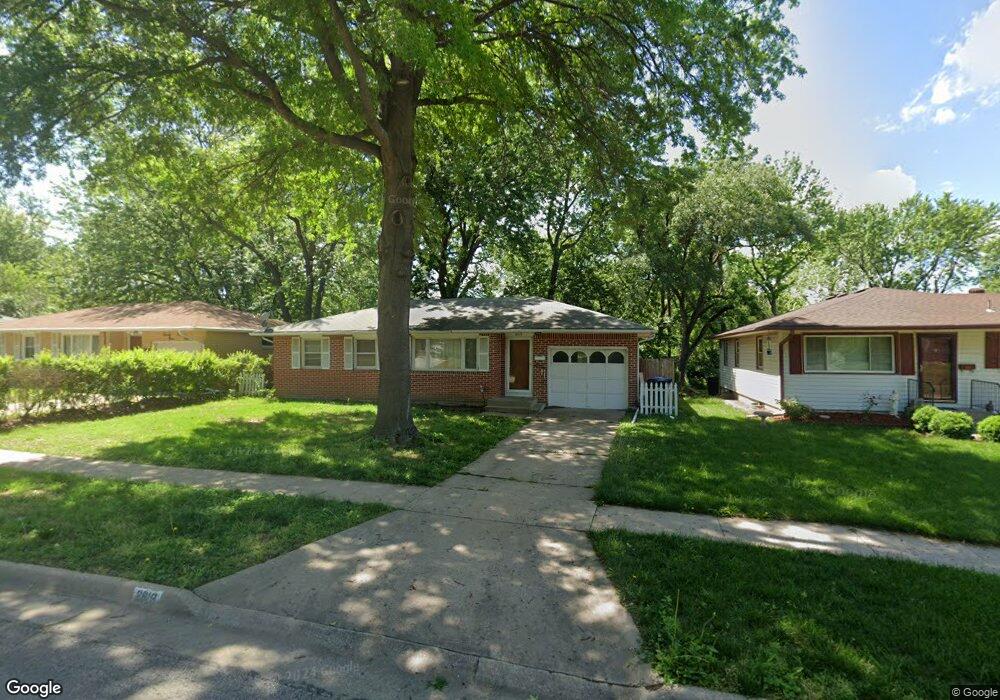 2919 SW Wayne Ave, Topeka, KS 66611 - photo 1