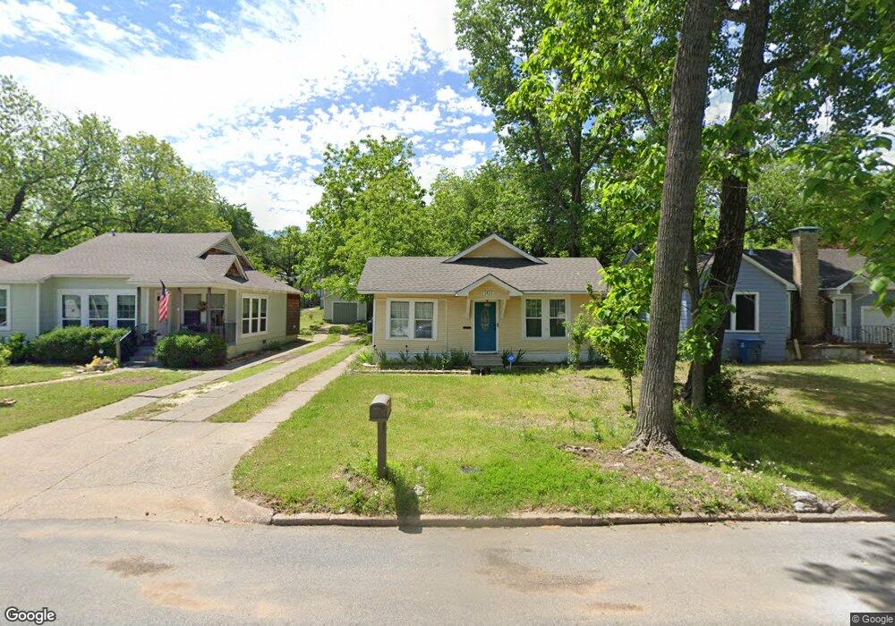 1422 W Sears St, Denison, TX 75020 - photo 1