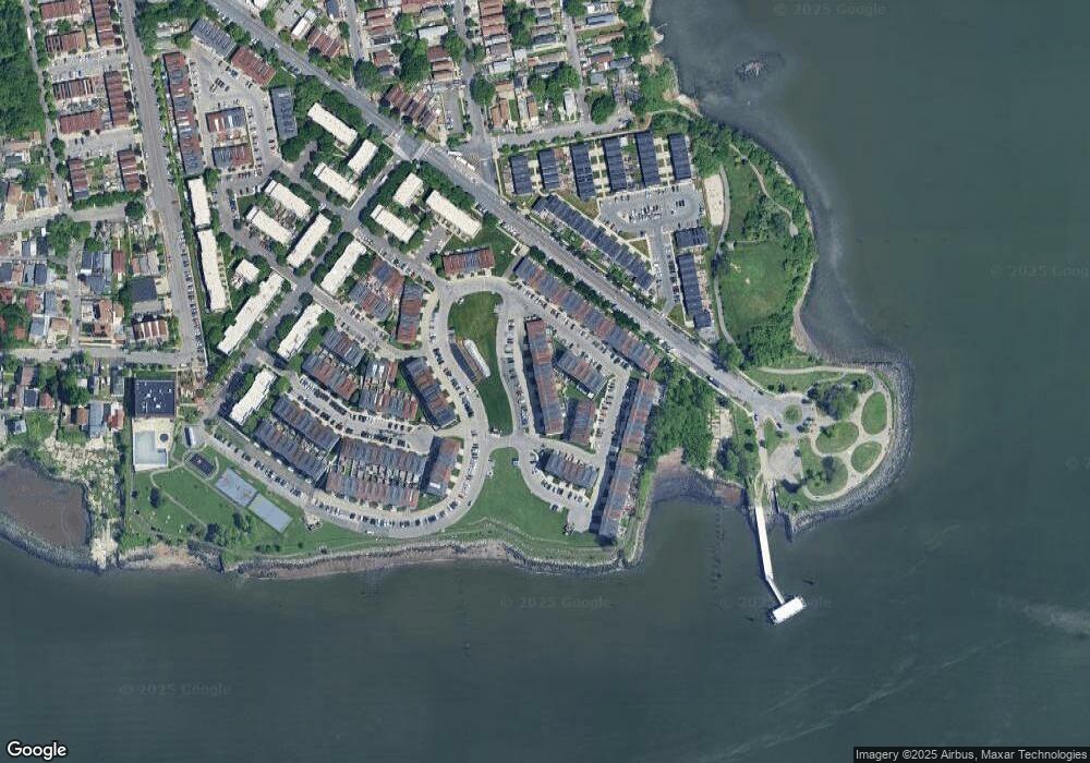 132 Surf Dr unit 473, Bronx, NY 10473 - photo 1