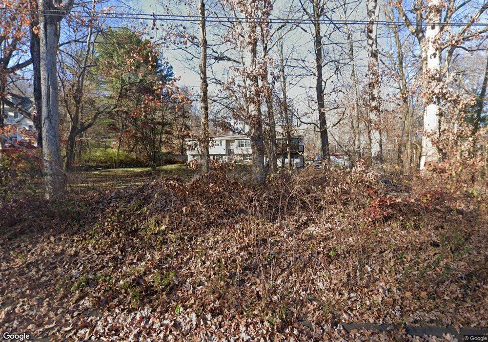 11 Joels Dr, New Fairfield, CT 06812 - photo 1