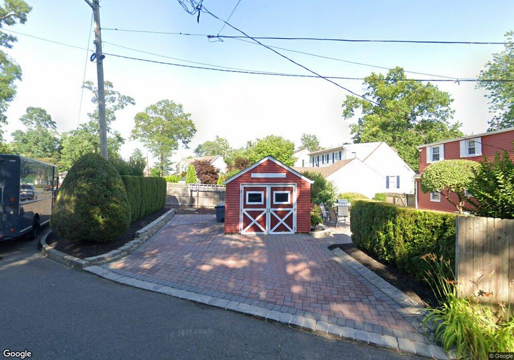 29 Ravine Dr, Matawan, NJ 07747 - photo 1