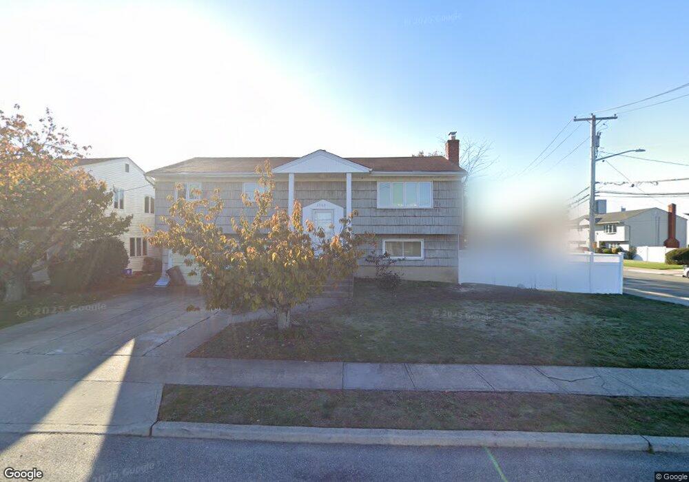 3760 Greentree Dr, Oceanside, NY 11572 - photo 1