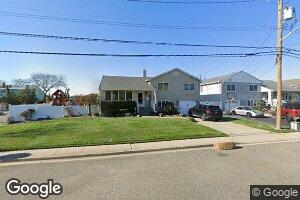 221 Island Pkwy W, Island Park, NY 11558