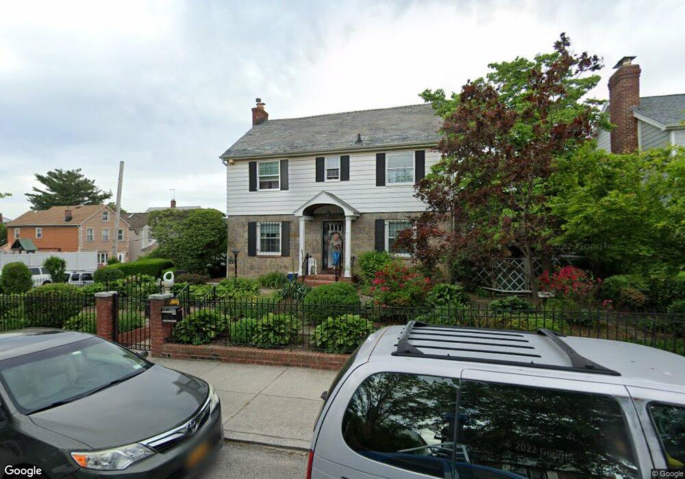 1501 146th St, Whitestone, NY 11357 - photo 1