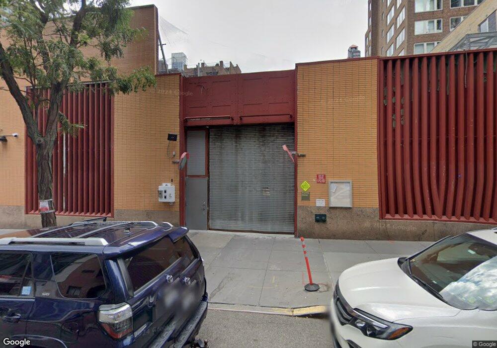 The St. Tropez unit 33D, New York, NY 10065 - photo 1