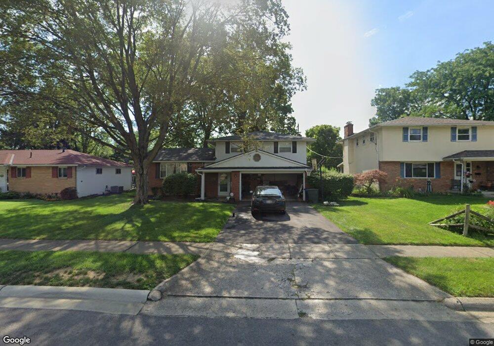 4775 Esterbrook Rd, Columbus, OH 43229 - photo 1