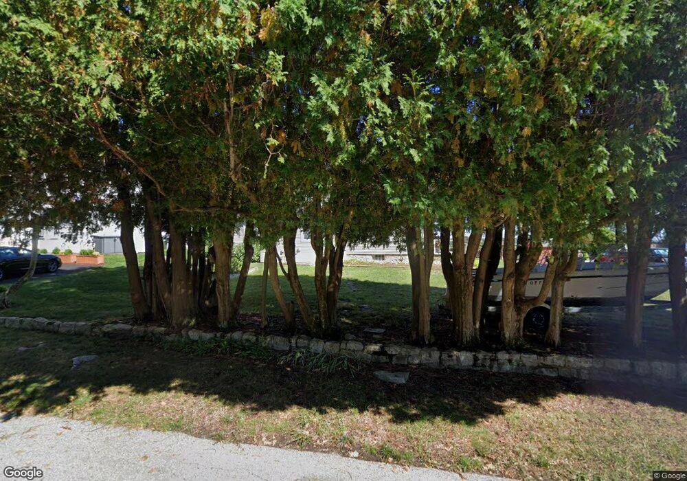 24 Center St, Groton, CT 06340 - photo 1