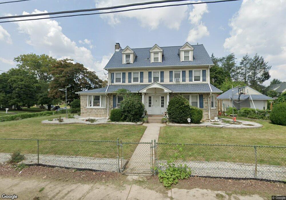 3811 School Ln, Drexel Hill, PA 19026 - photo 1