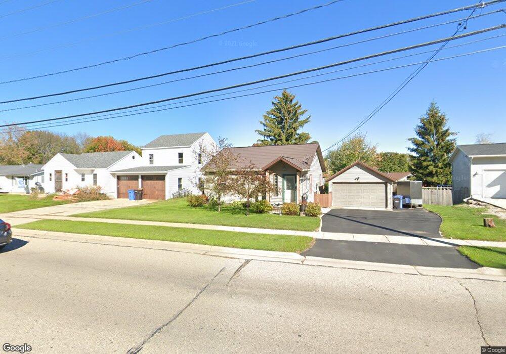 517 Janesville St, Oregon, WI 53575 - photo 1