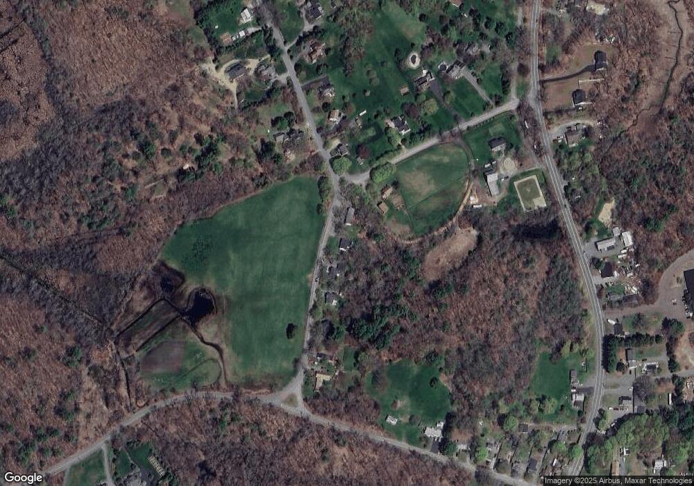 157 Cross St, Rowley, MA 01969 - photo 1