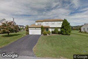 1152 Wellington Cir, Laurys Station, PA 18059