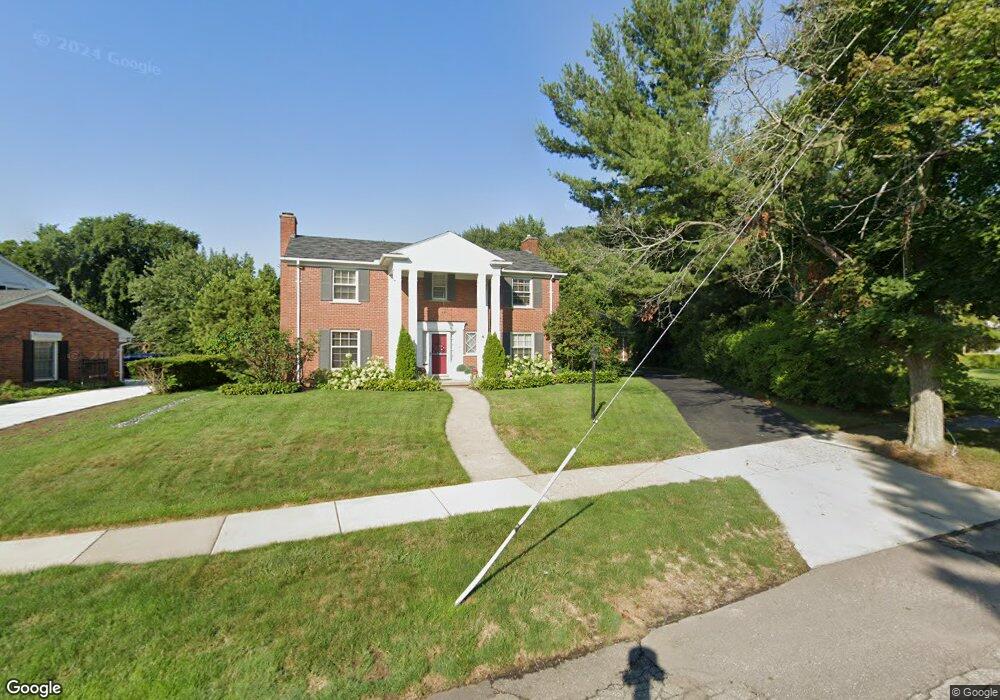 141 Hupp Cross Rd, Bloomfield Hills, MI 48301 - photo 1