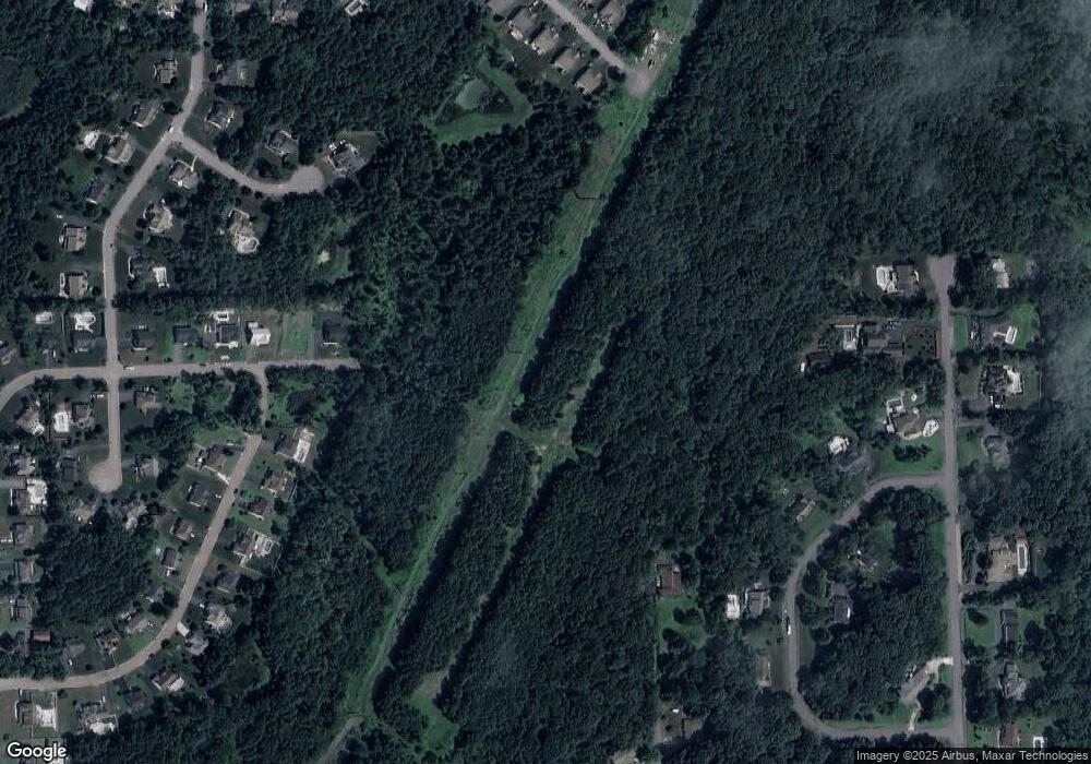 227 Twins Ln, Mountain Top, PA 18707 - photo 1