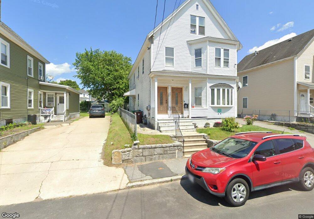 201 Cumberland Rd, Lowell, MA 01850 - photo 1