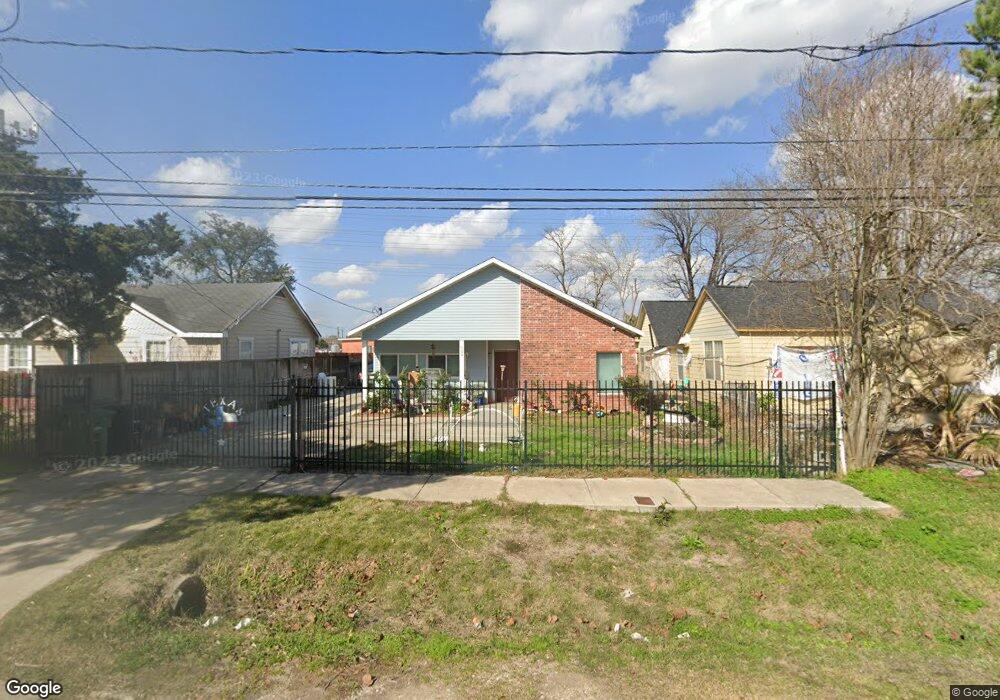 509 Frisco St, Houston, TX 77022 - photo 1